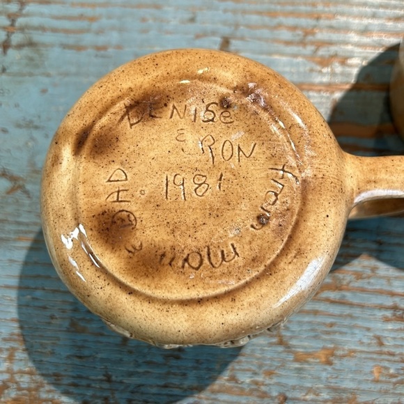 Vintage 1984 handmade Alaskan Design Pottery Mugs (2) - Picture 8 of 9